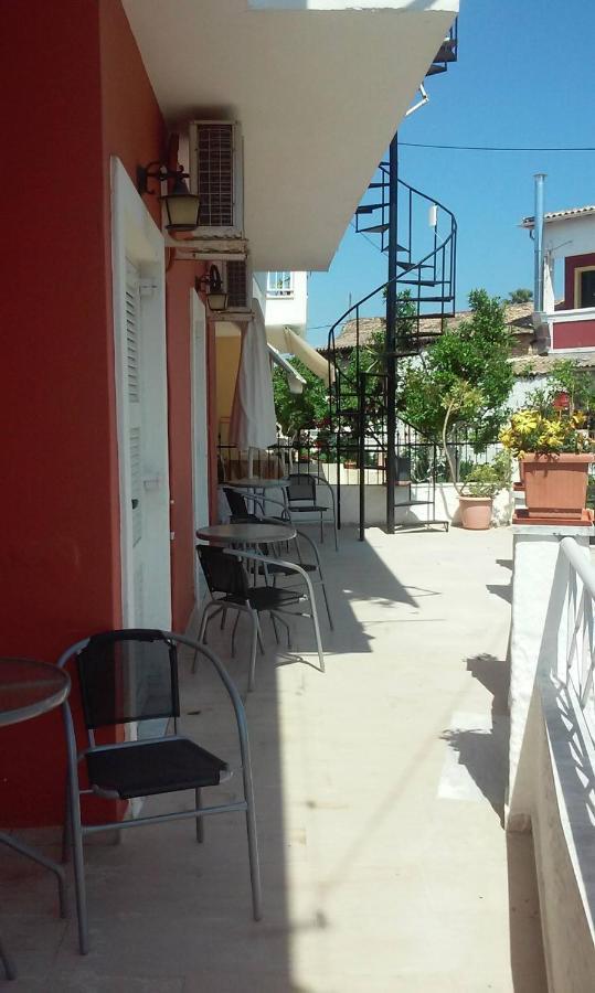 Loula'S Apartments Guviá Kültér fotó