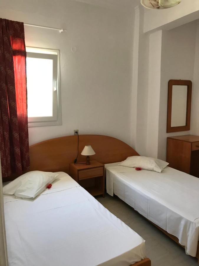 Loula'S Apartments Guviá Kültér fotó