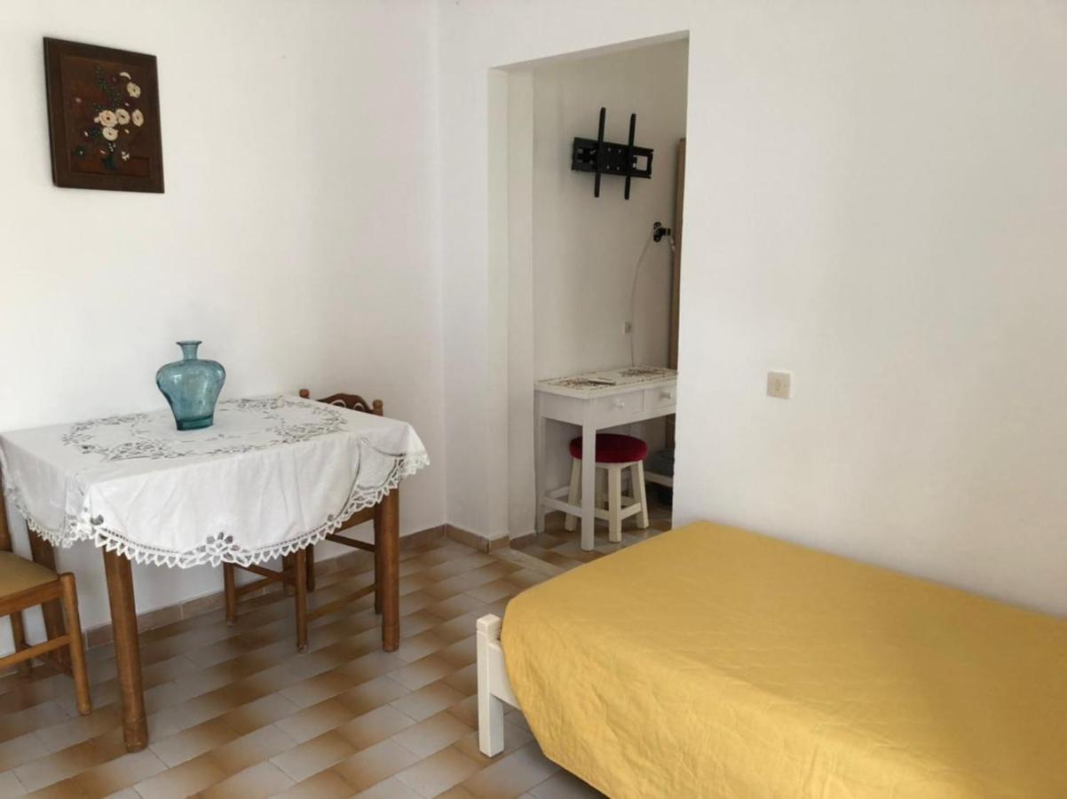 Loula'S Apartments Guviá Kültér fotó